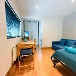 Willesden Green Serviced Apartment, 10Mins To Central London