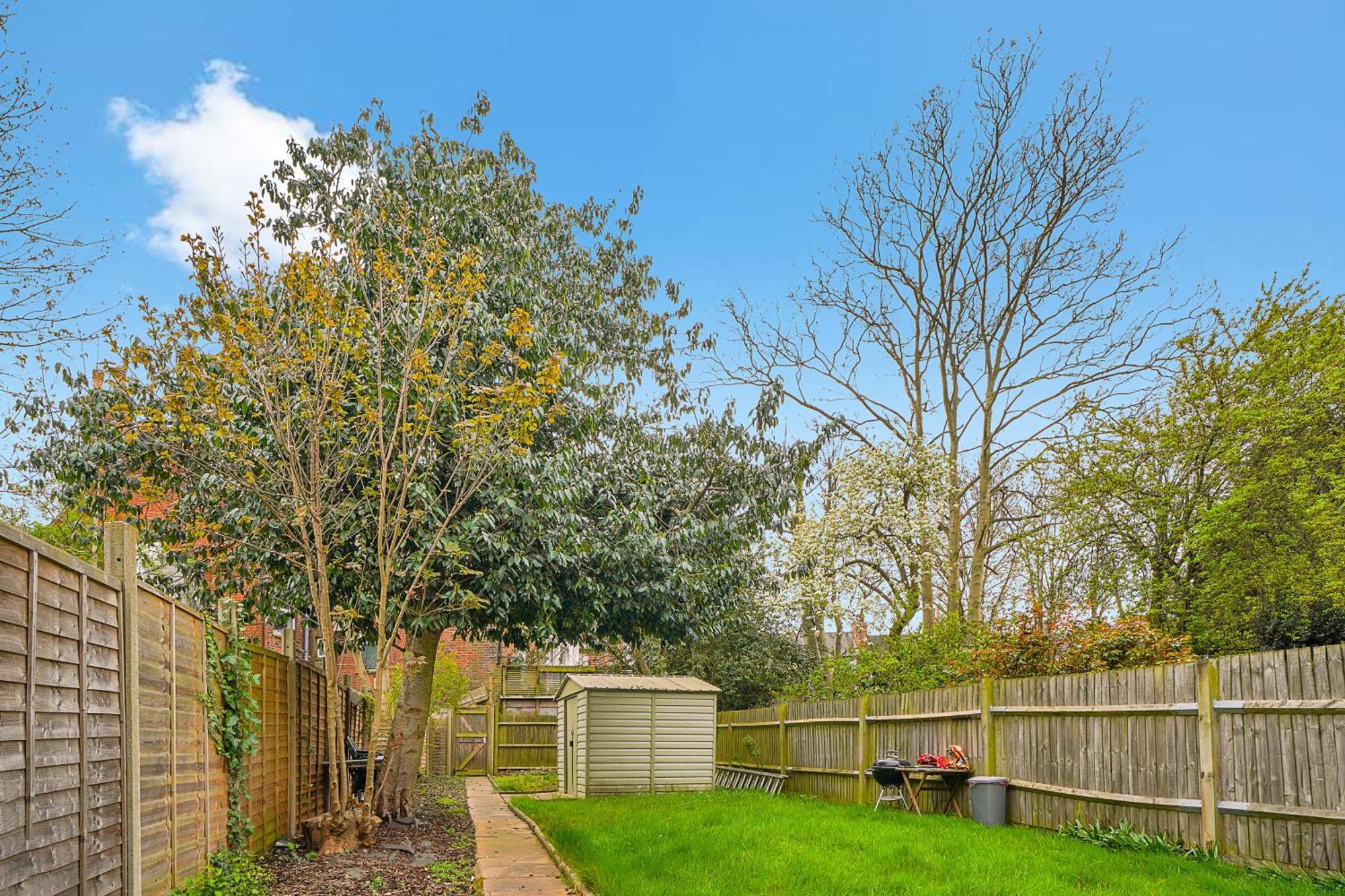Willesden Serviced Apartment, 10mins To *